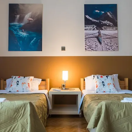 Corner House Next To The Καστοριά