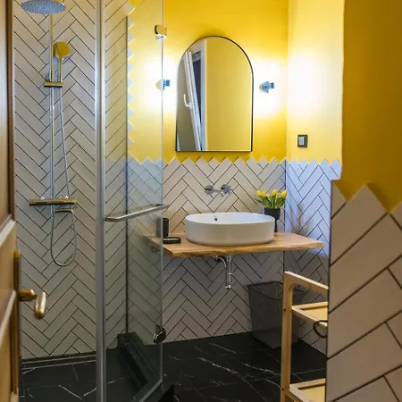 Corner House Next To The Διαμέρισμα